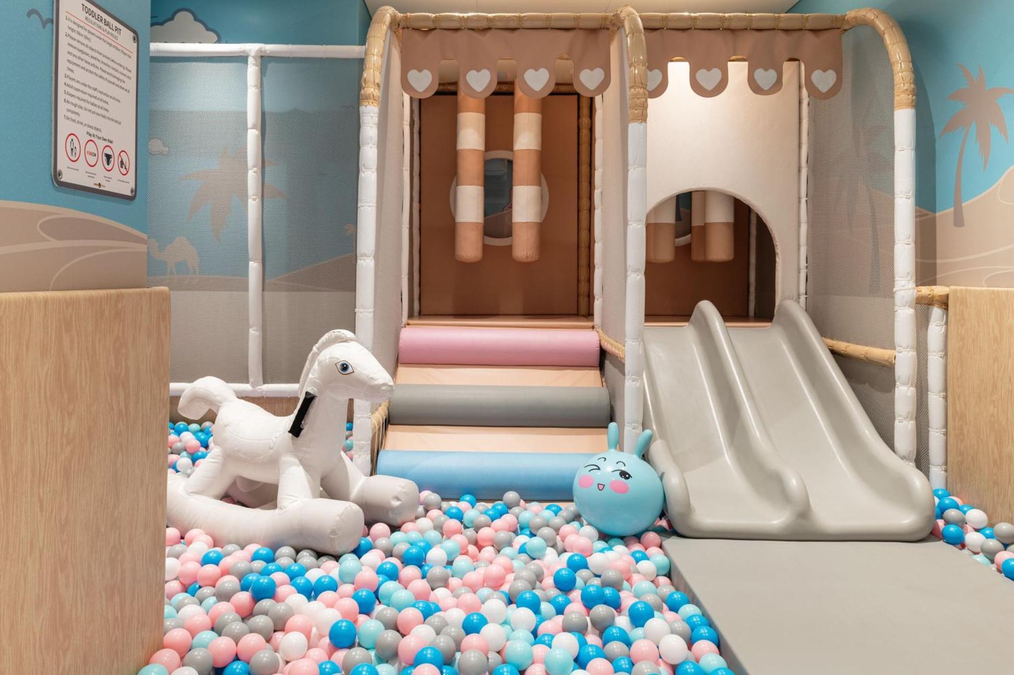 Grosvenor House, A Luxury Collection Hotel, Dubai Exterior photo Ball pit