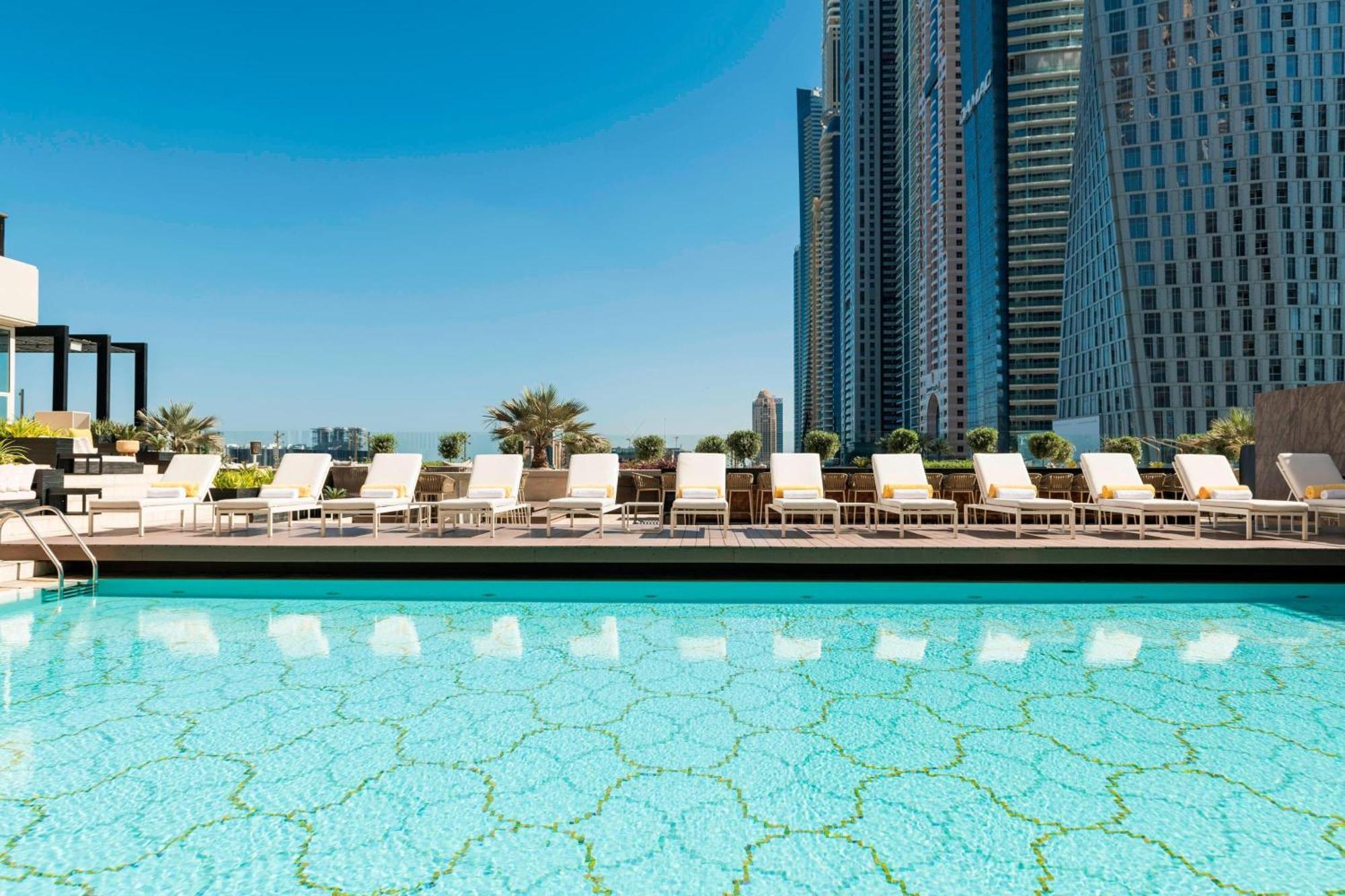 Grosvenor House, A Luxury Collection Hotel, Dubai Exterior photo The swimming pool at the Address Downtown