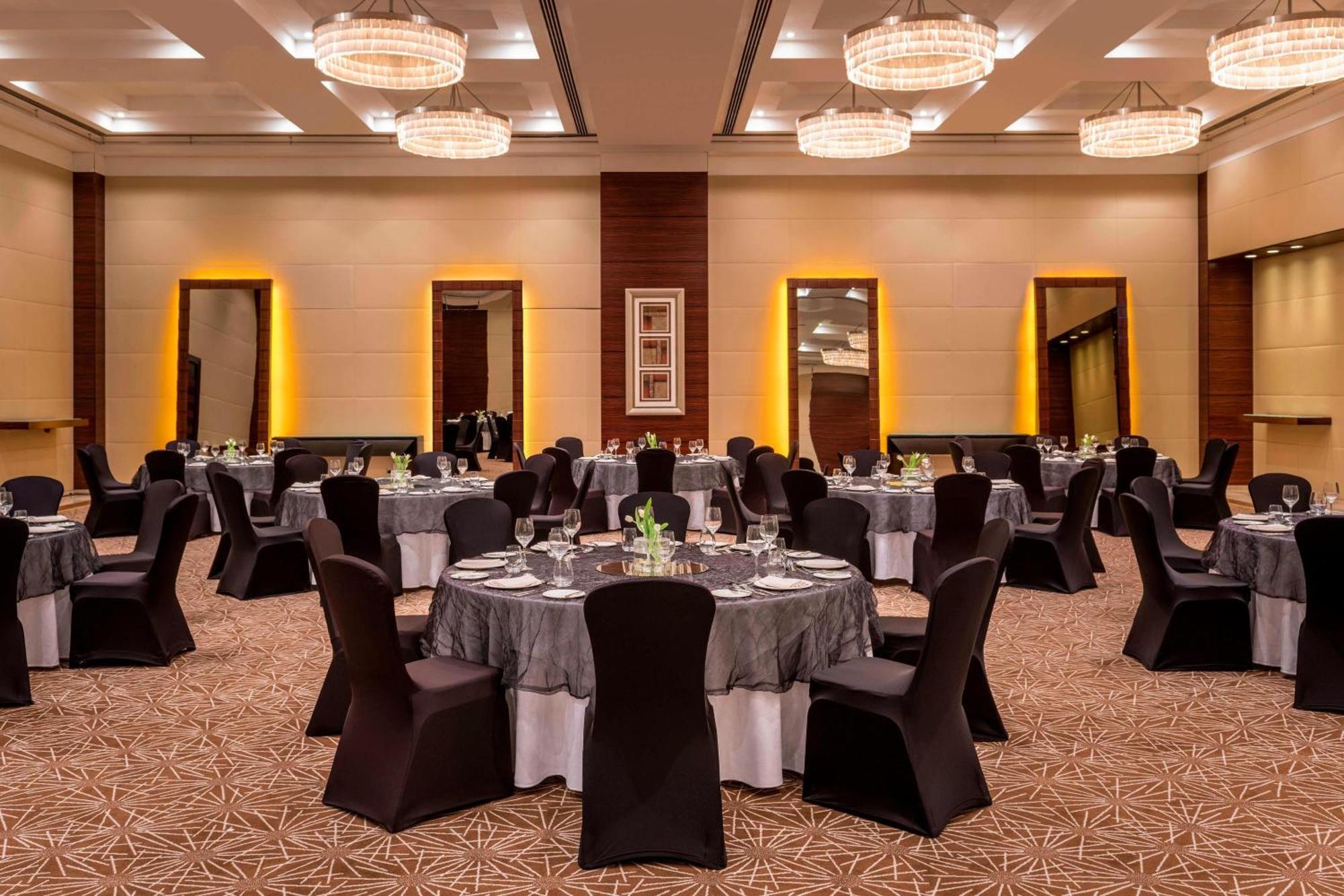 Grosvenor House, A Luxury Collection Hotel, Dubai Exterior photo The Grand Ballroom