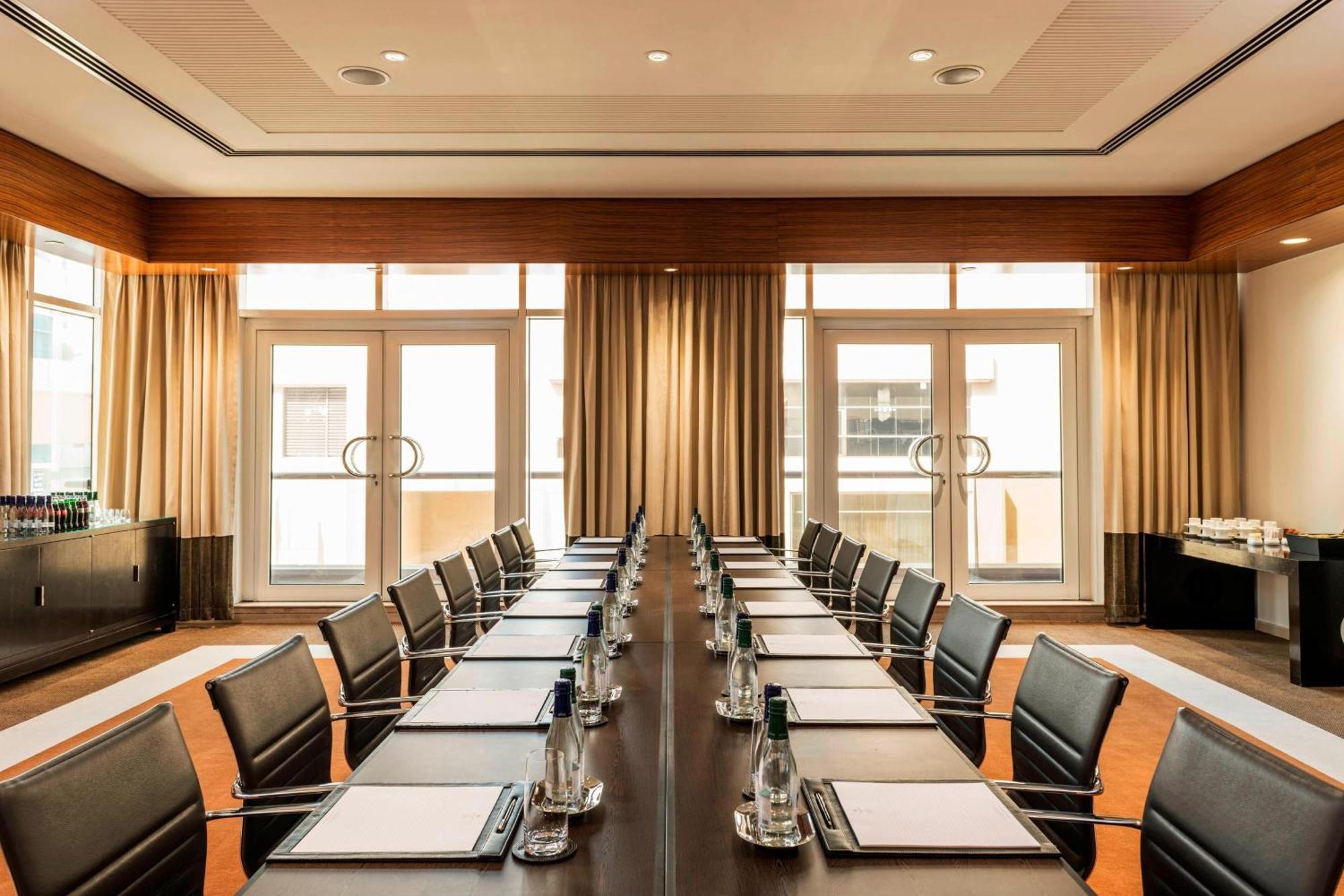 Grosvenor House, A Luxury Collection Hotel, Dubai Exterior photo Meeting room