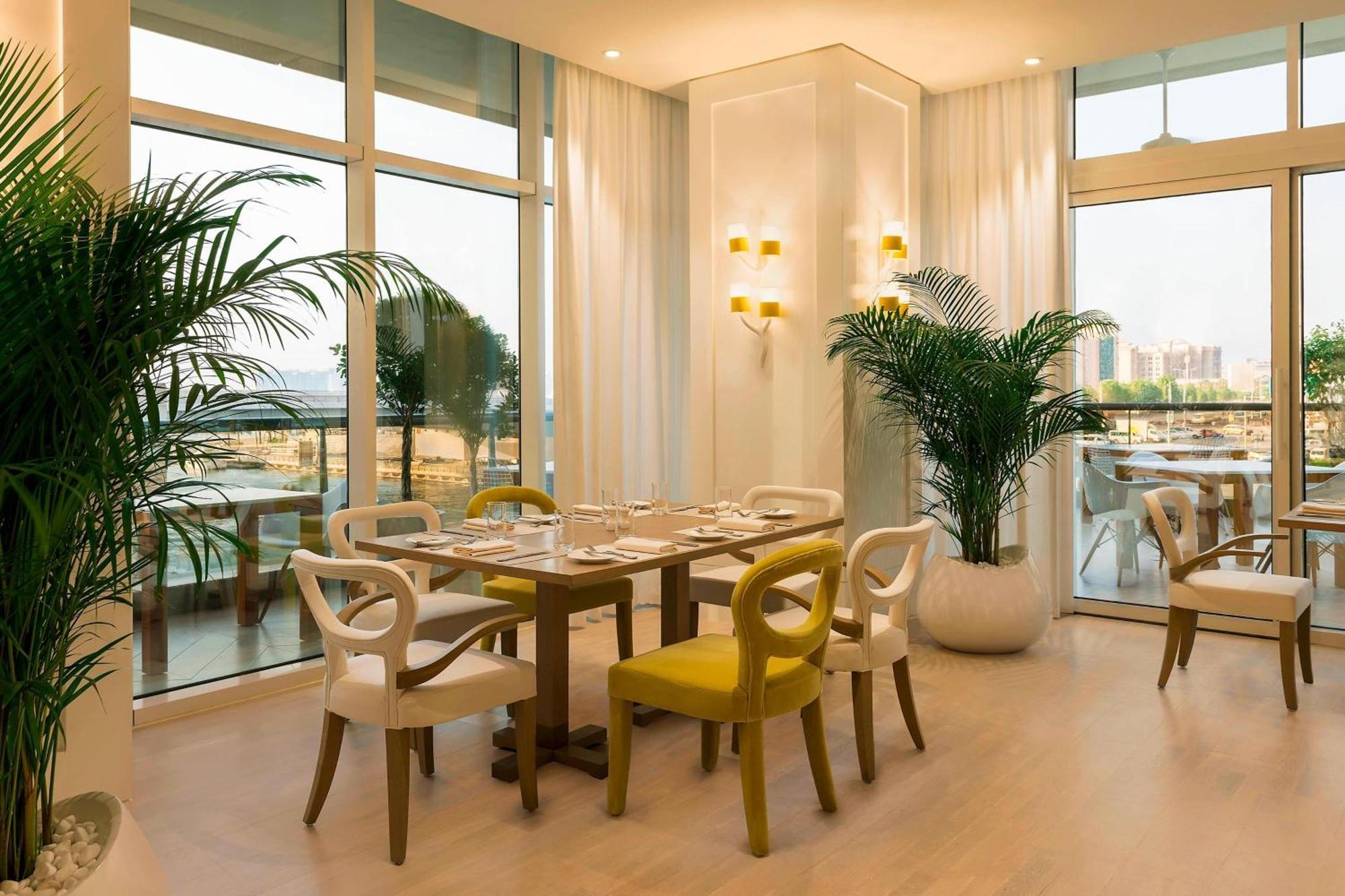 Grosvenor House, A Luxury Collection Hotel, Dubai Exterior photo The restaurant