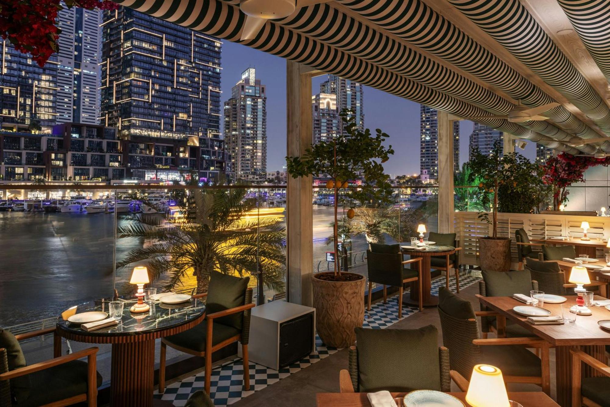 Grosvenor House, A Luxury Collection Hotel, Dubai Exterior photo The Pier Lounge
